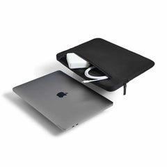 Incase Compact Sleeve in Flight Nylon Black for MacBook Pro 13-inch